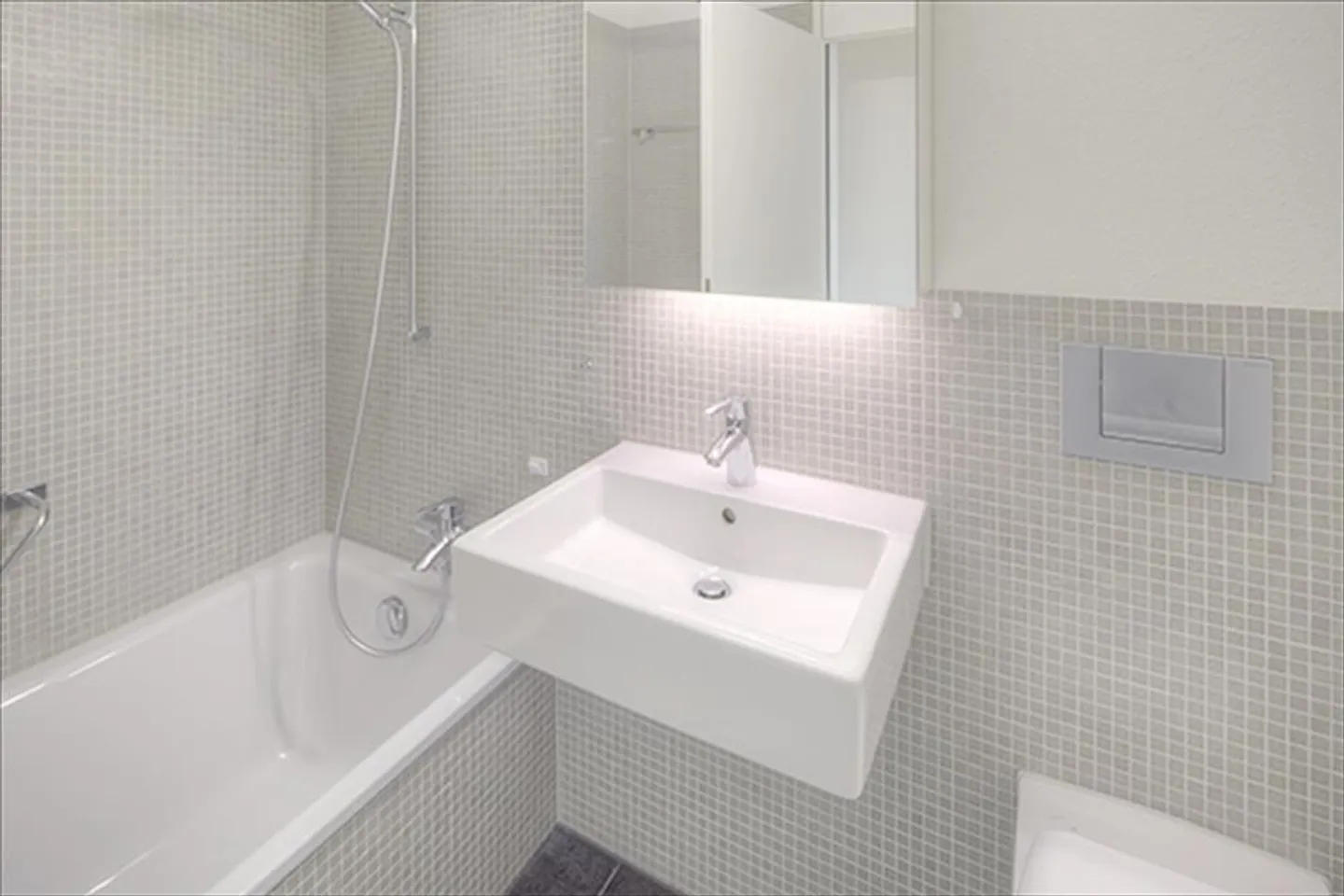 Bell'appartamento moderno nella migliore posizione - Foto 4 di 5