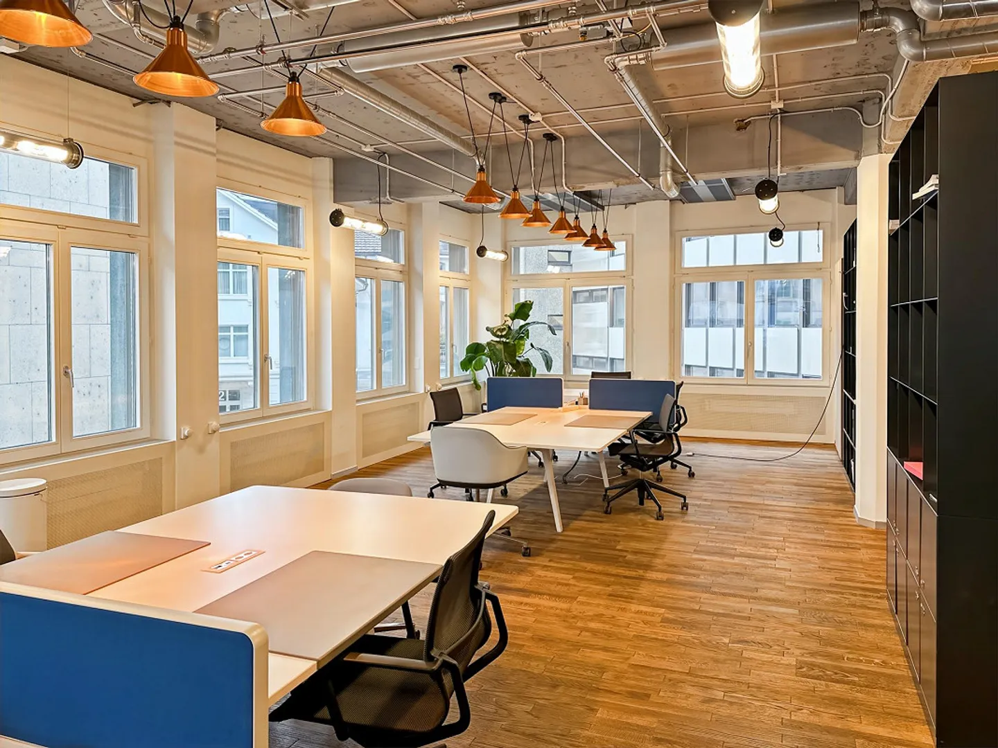 Spazi di lavoro flessibili con scrivania privata in Spaces Bleicherweg - Foto 1 di 7