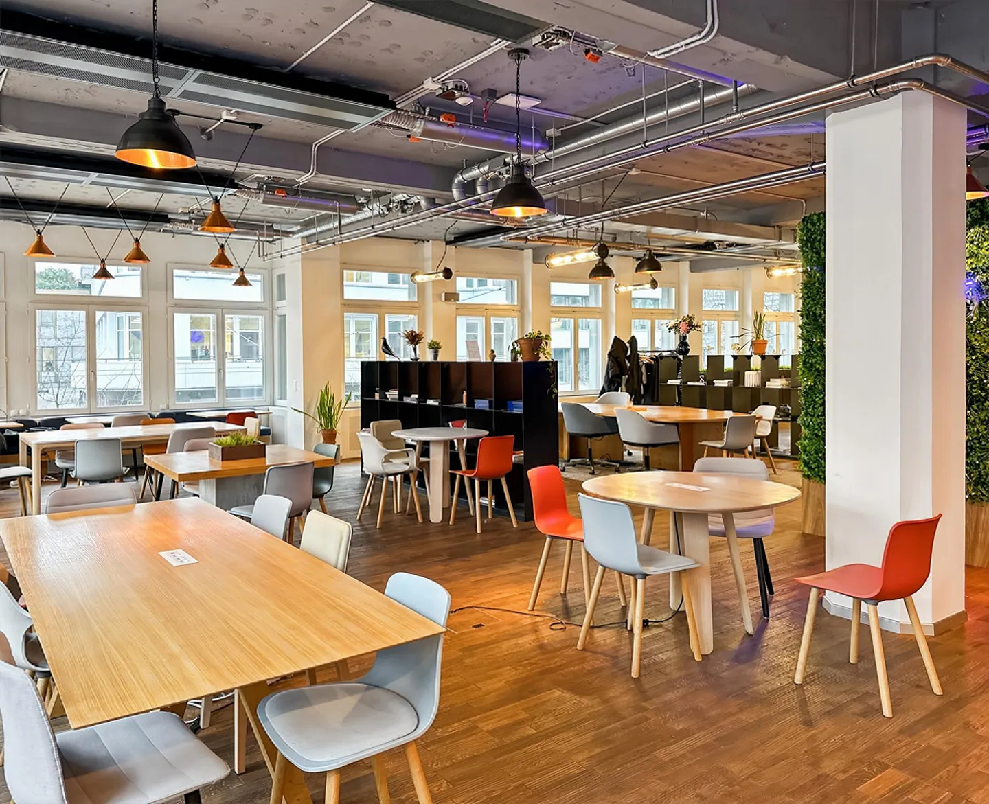 Spazi di lavoro flessibili con scrivania privata in Spaces Bleicherweg - Foto 4 di 7