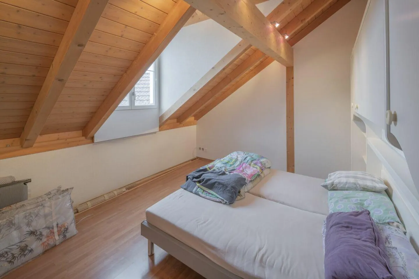 Modernes 6½-Zimmer-Einfamilienhaus mit 219 m² - Foto 7 di 20