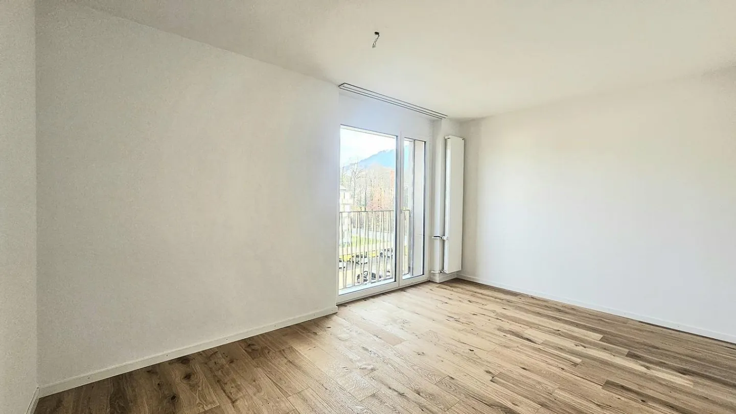 Newly renovated apartment - Photo 9 of 10