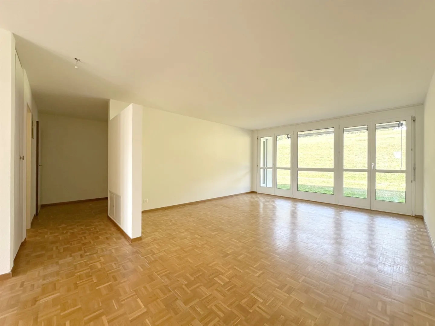 Charmante Wohnung in Zürich-Leimbach - Foto 3 von 13