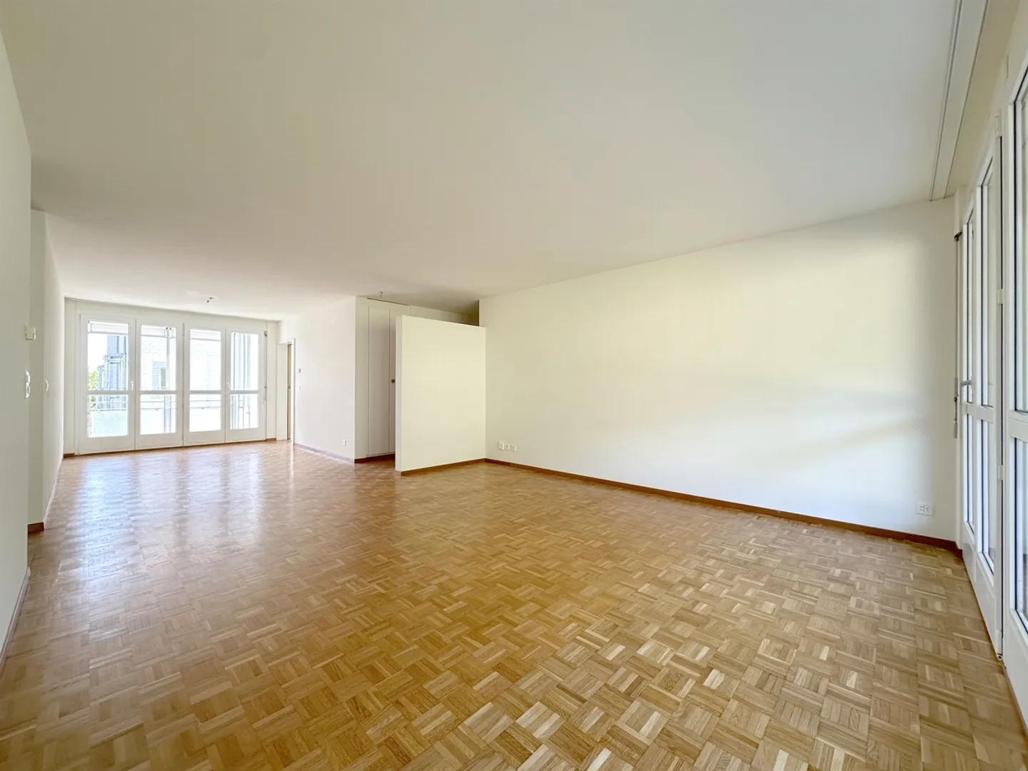 Charmante Wohnung in Zürich-Leimbach - Foto 4 von 13