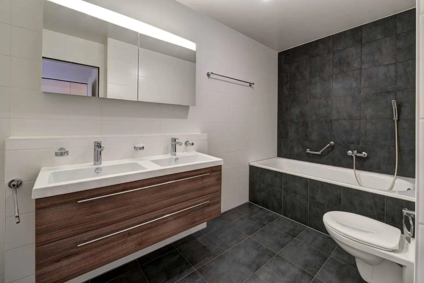 Appartement spacieux à Collonge-Bellerive - Photo 8 sur 11