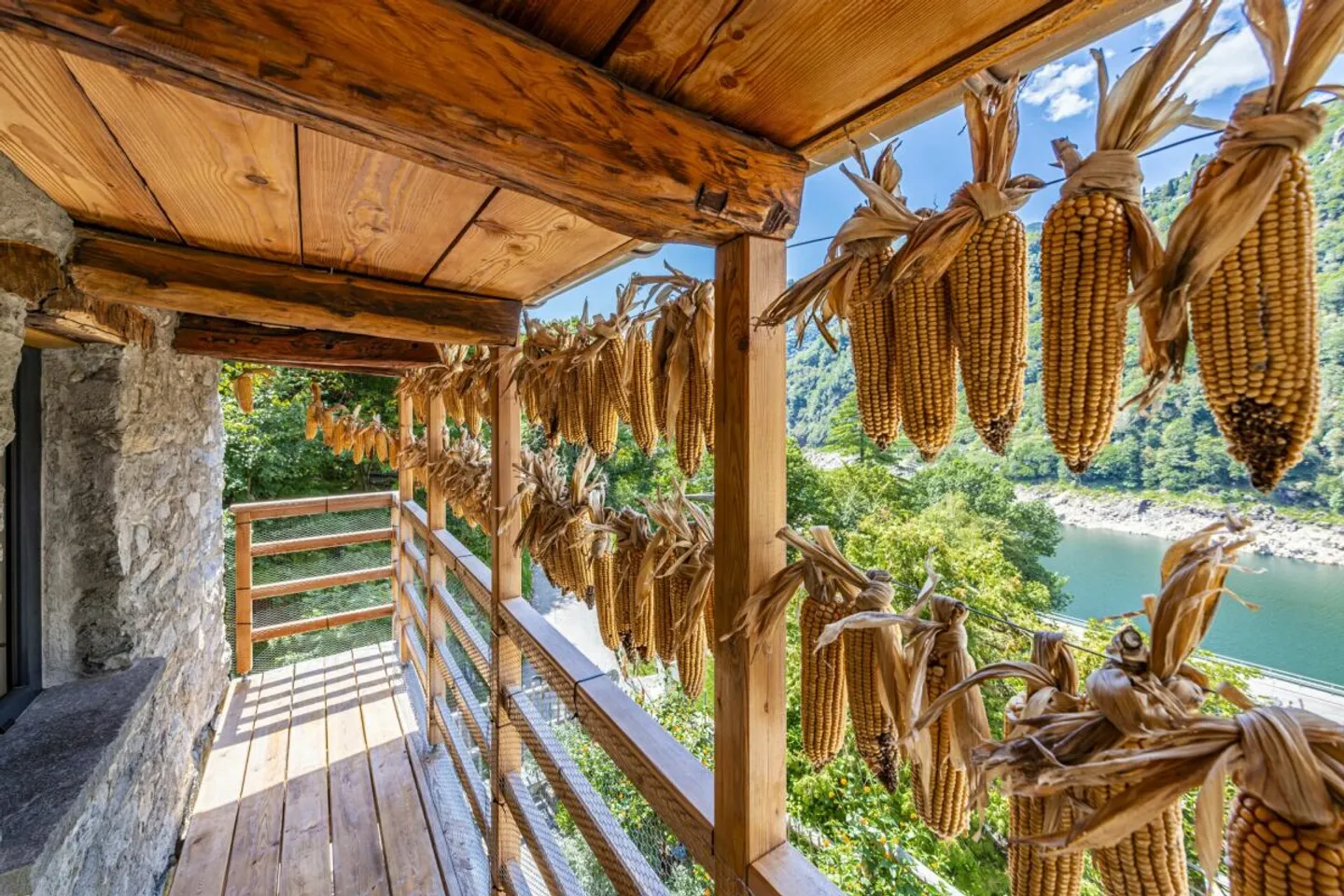 VOGORNO - Exclusive Rustic in the James Bond Valley - Photo 4 of 17