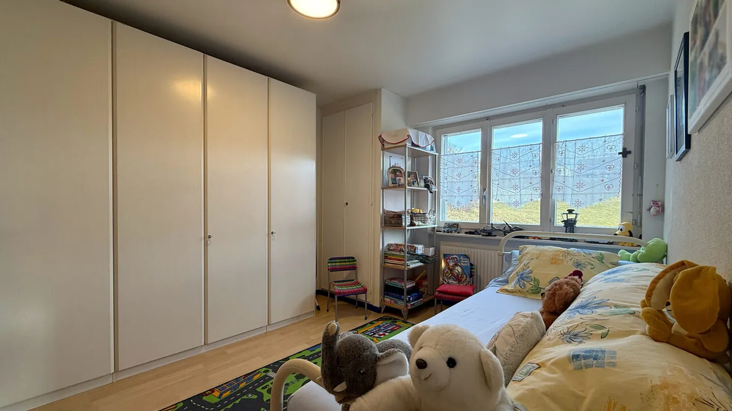 Family Chalet with Independent 3.5-Room Apartment for Sale in Chermignon d'en Haut - Bouillèt / Maze Area - Photo 6 of 16