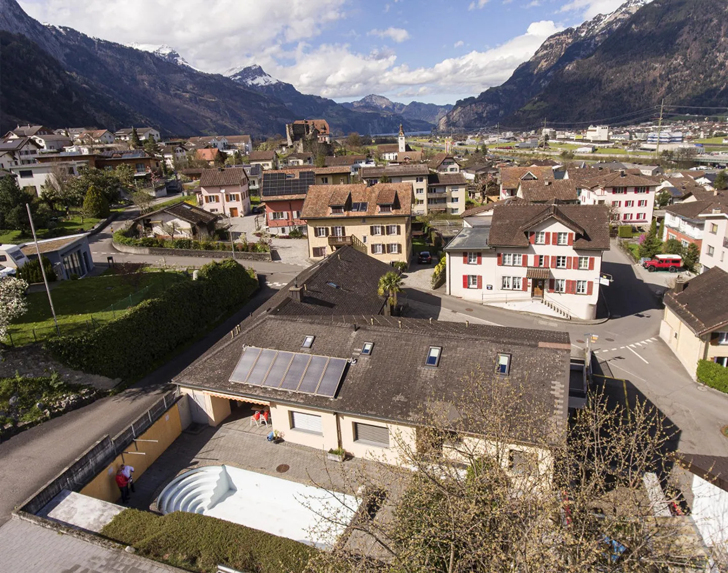 Renowned hotel in the canton of Uri for sale - Photo 15 of 15