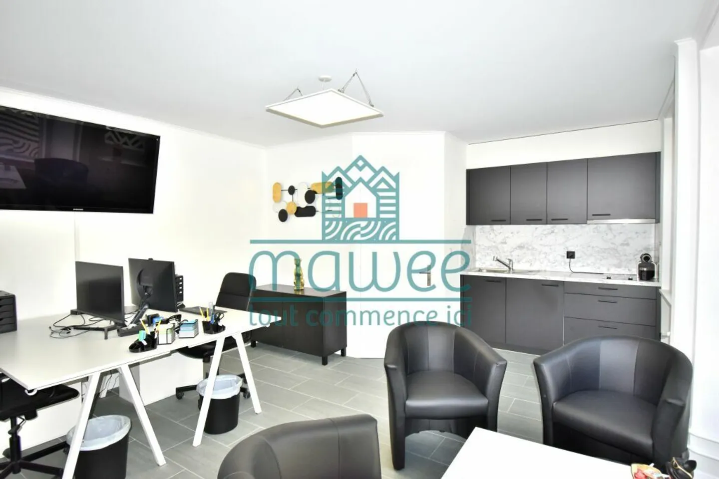 Versatile commercial space of 35 m² - Vernayaz center - Photo 1 of 8
