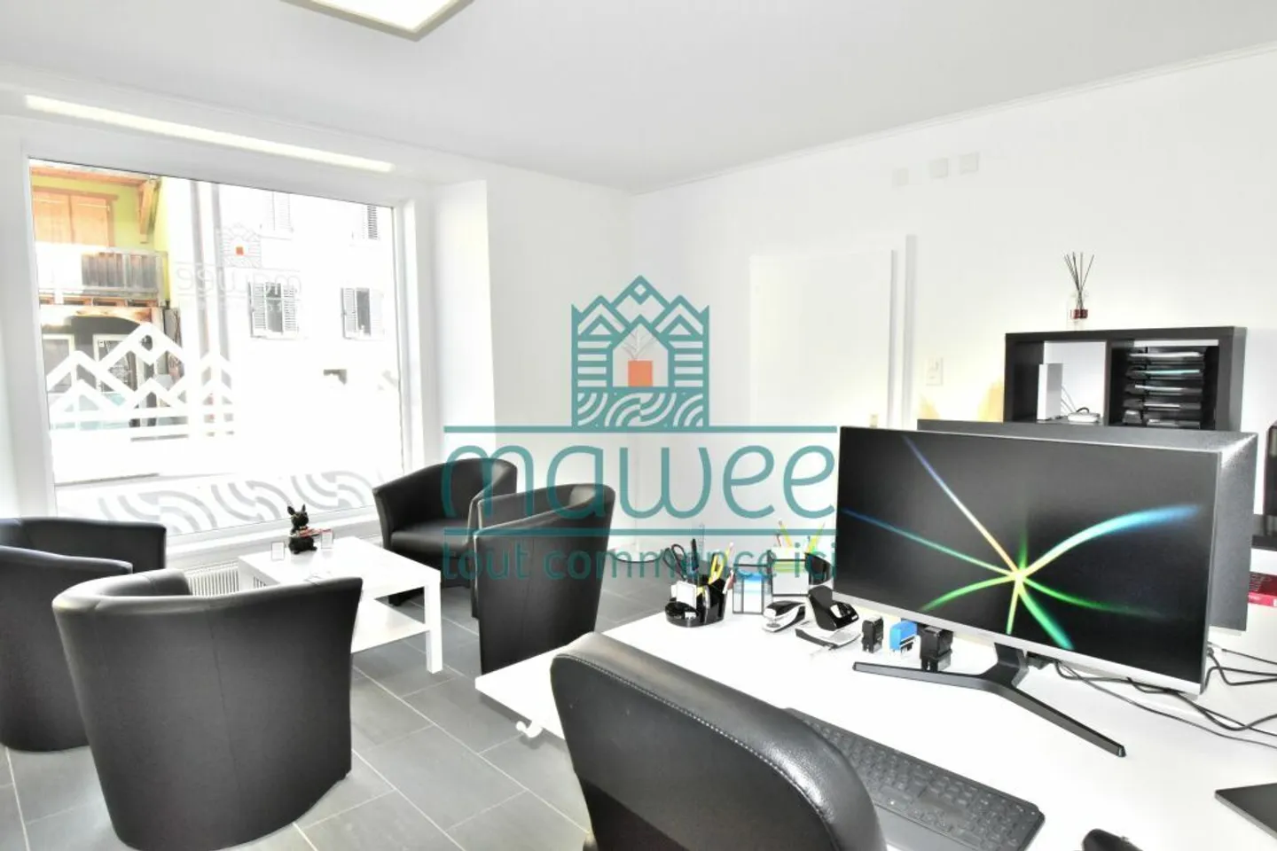 Versatile commercial space of 35 m² - Vernayaz center - Photo 3 of 8
