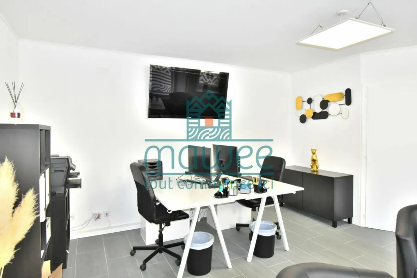 Versatile commercial space of 35 m² - Vernayaz center - Photo 4 of 8