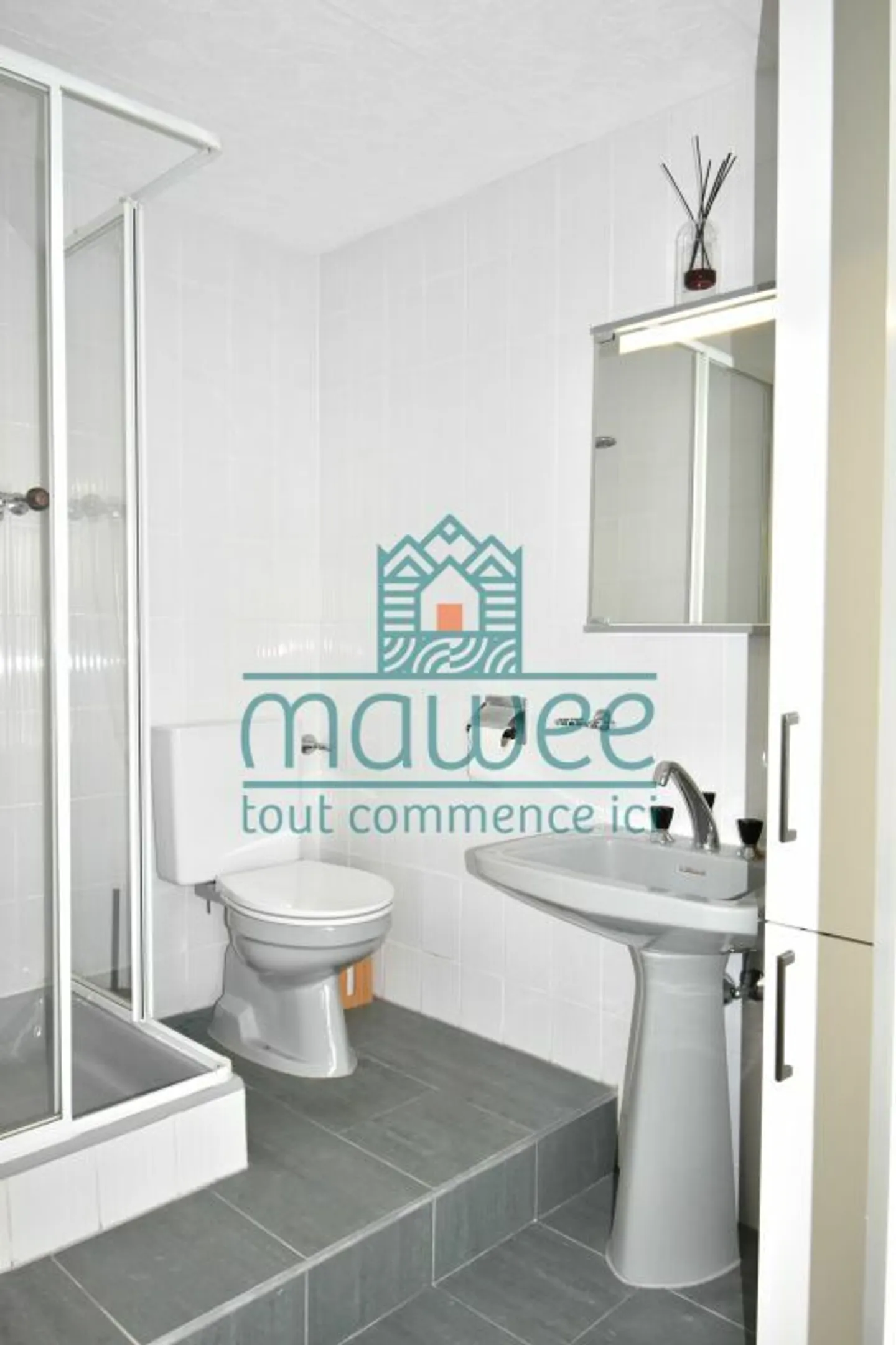 Versatile commercial space of 35 m² - Vernayaz center - Photo 5 of 8