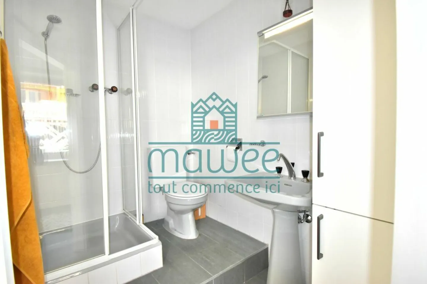 Versatile commercial space of 35 m² - Vernayaz center - Photo 7 of 8