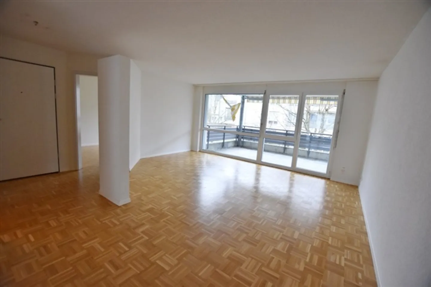 4.5-room apartment with its own laundry room - Photo 4 of 11