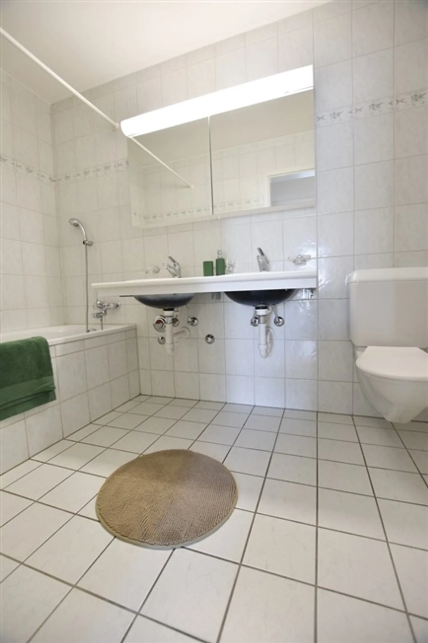 4.5-room apartment with its own laundry room - Photo 1 of 11