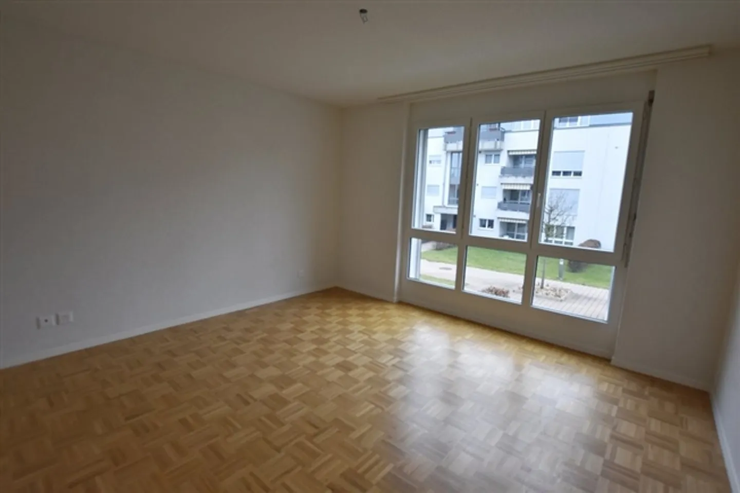 4.5-room apartment with its own laundry room - Photo 7 of 11