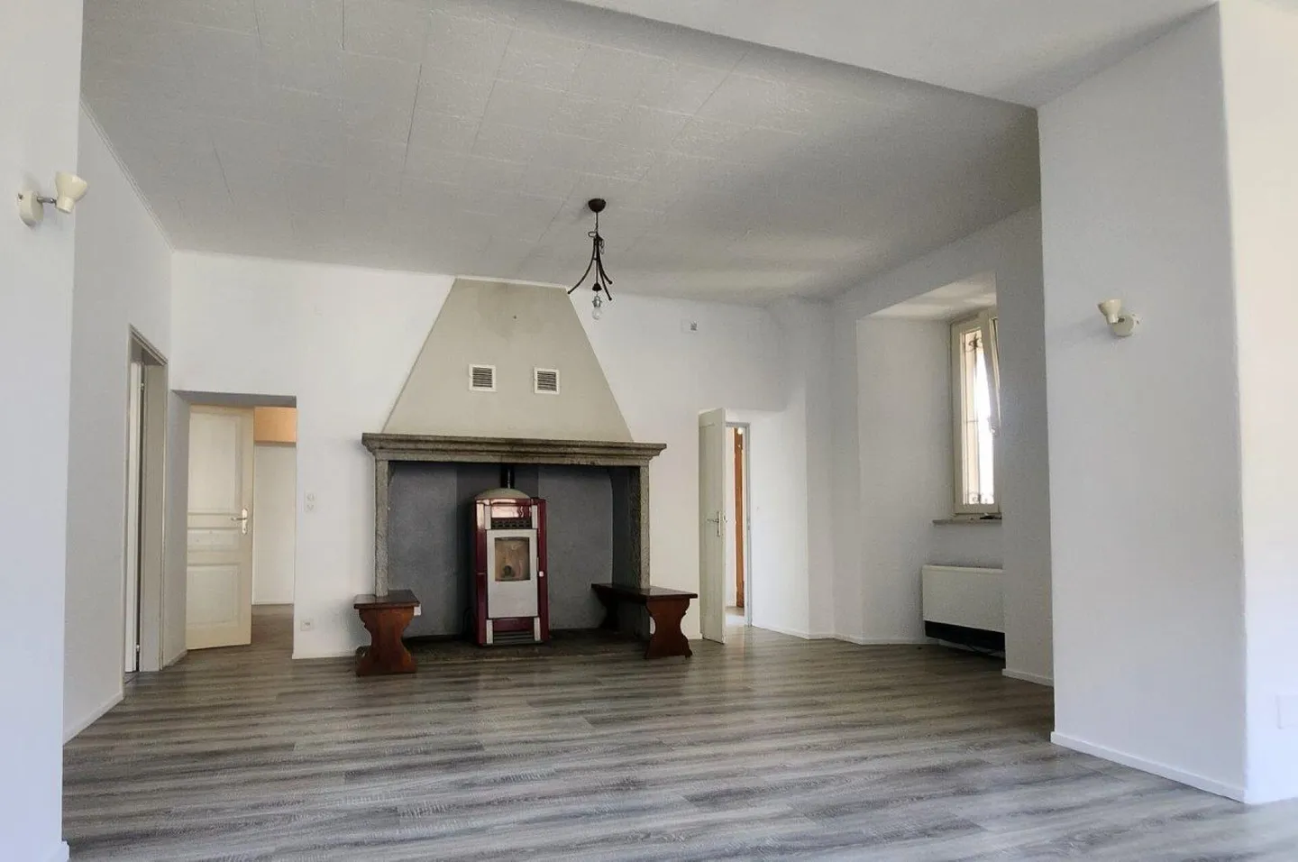Casa storica plurifamiliare con rustico nel cuore di Avegno - Foto 7 di 12