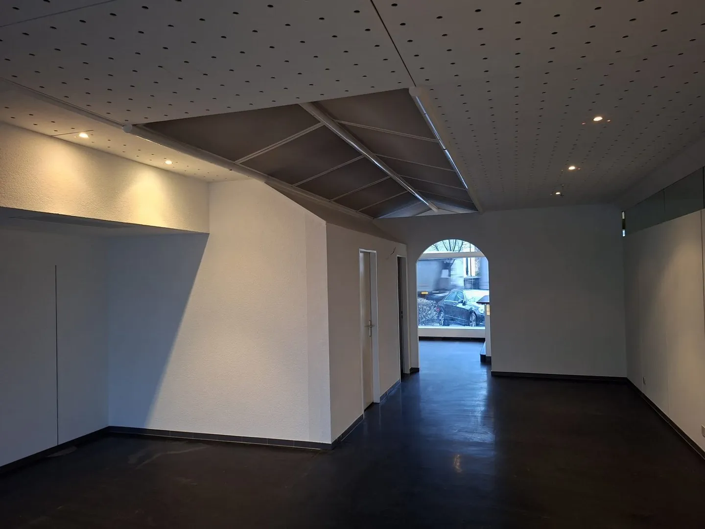 Magnificent commercial unit of approximately 113 m2 - Photo 9 of 21