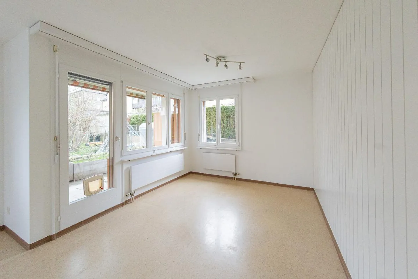 1.5 Zi-Single-Wohnung mit grossem Rasenanteil - Foto 1 von 5