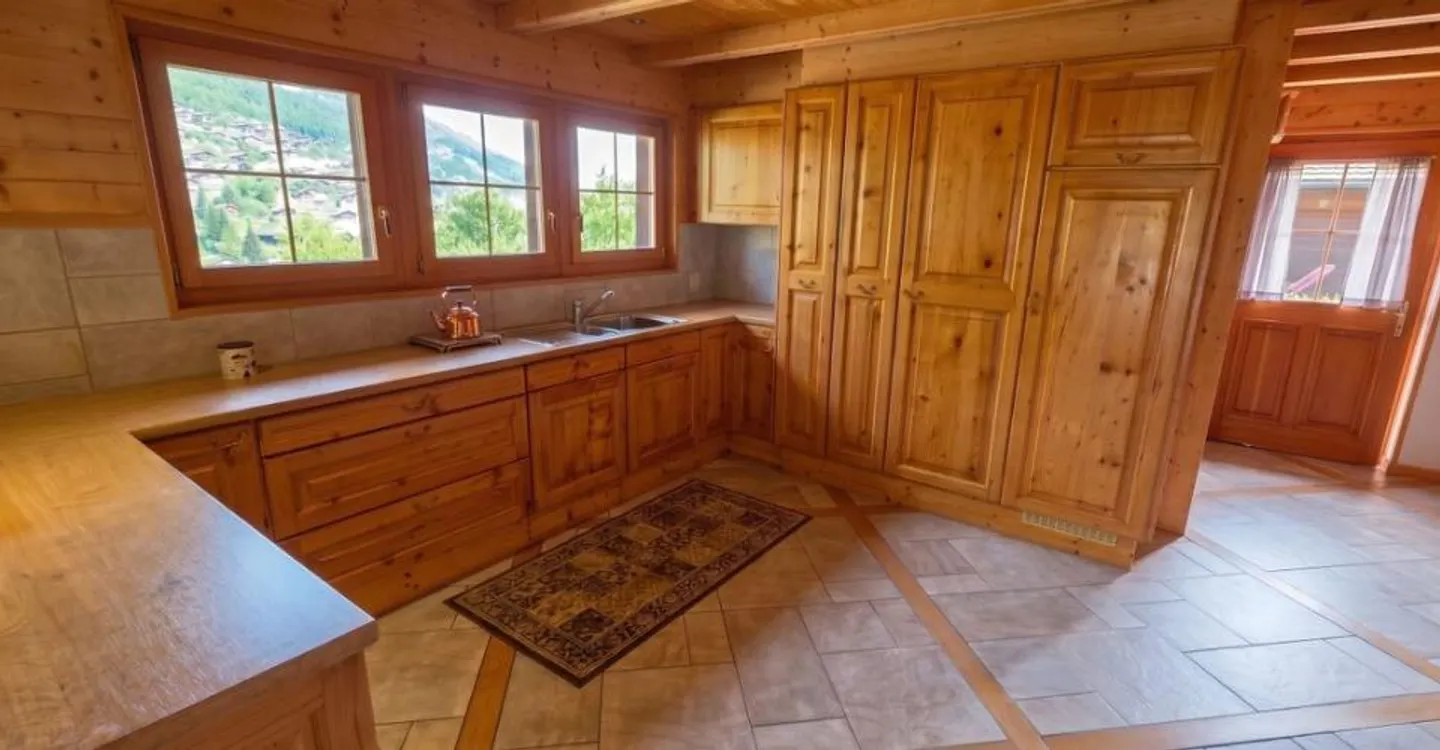 Renovated Chalet - Authenticity & Village Proximity - Photo 6 of 13