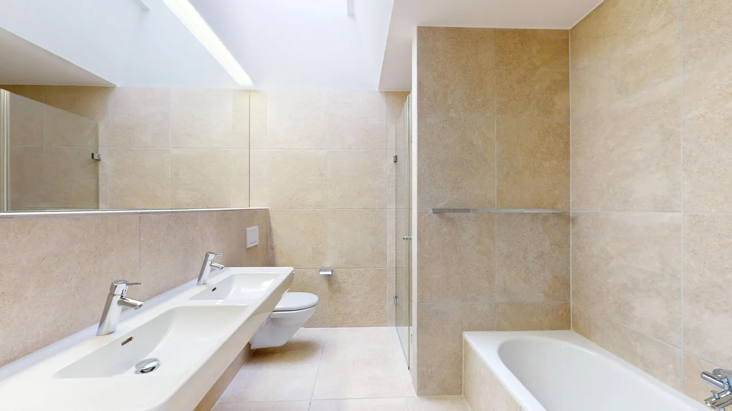 Garden apartment with townhouse character - stylish living in high quality - Photo 8 of 12