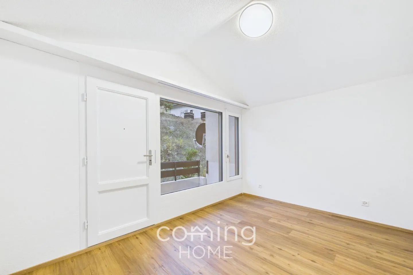 Renovated 2.5-room apartment in Ried-Brig - compact, sunny and with Alpine panorama - Photo 8 of 12