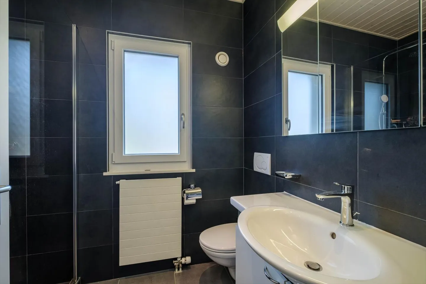 Exklusivität - Öko-ausgestattete 3-Zimmer-Villa - Foto 9 von 13