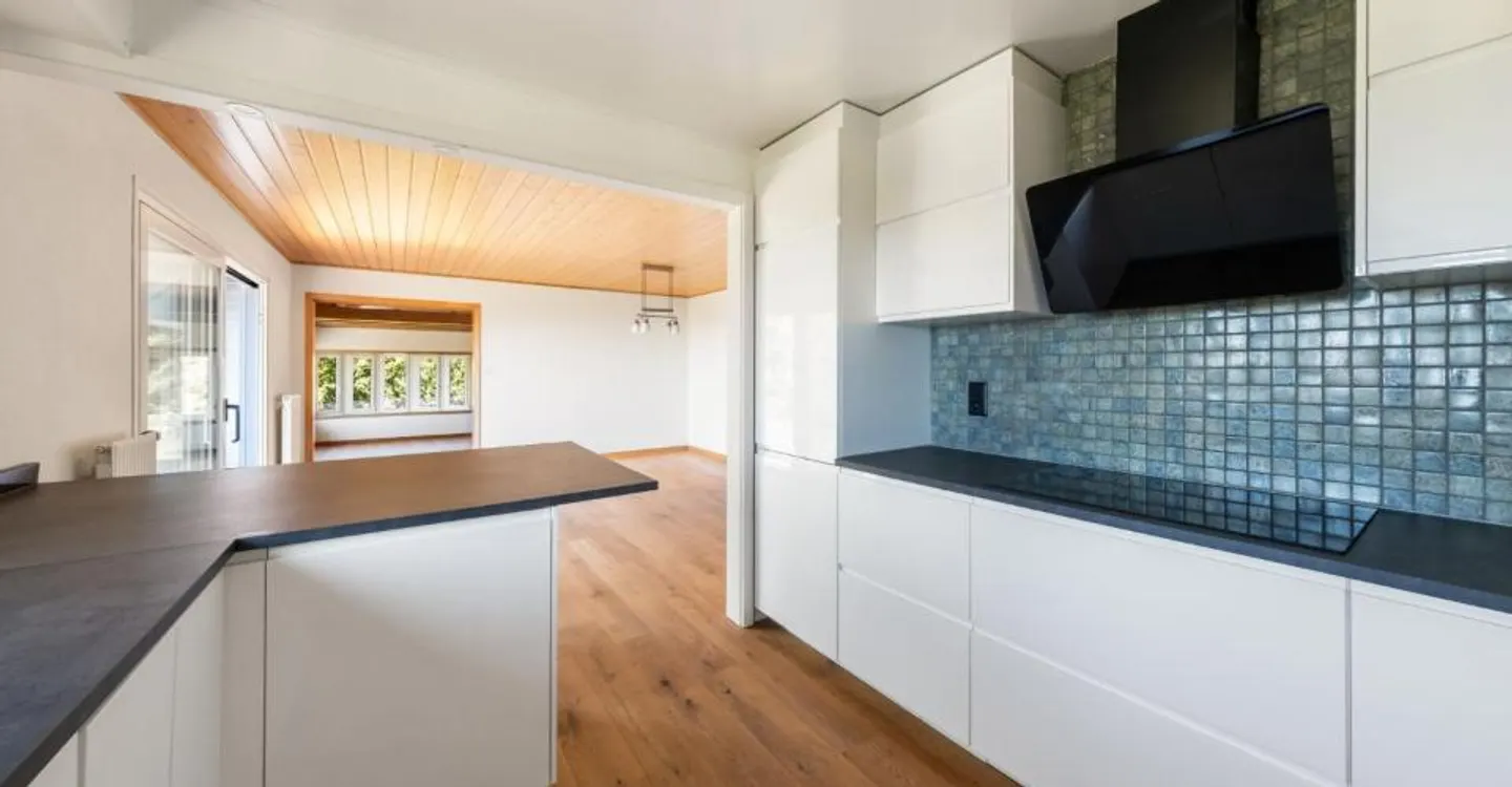 Villa individuelle de 8,5 pièces dans un environnement préservé - Photo 4 of 11
