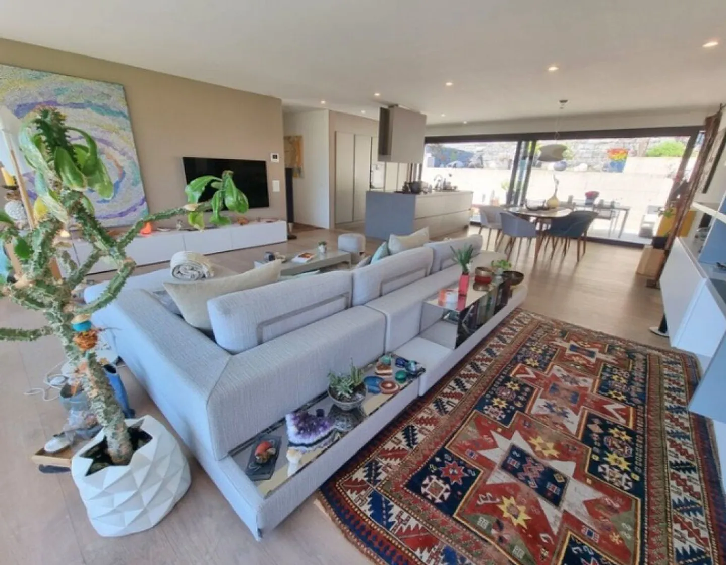 Charmante Penthouse-Wohnung 4,5 Zimmer, Panoramaterrassen, Komfort und Stil - Foto 4 von 12