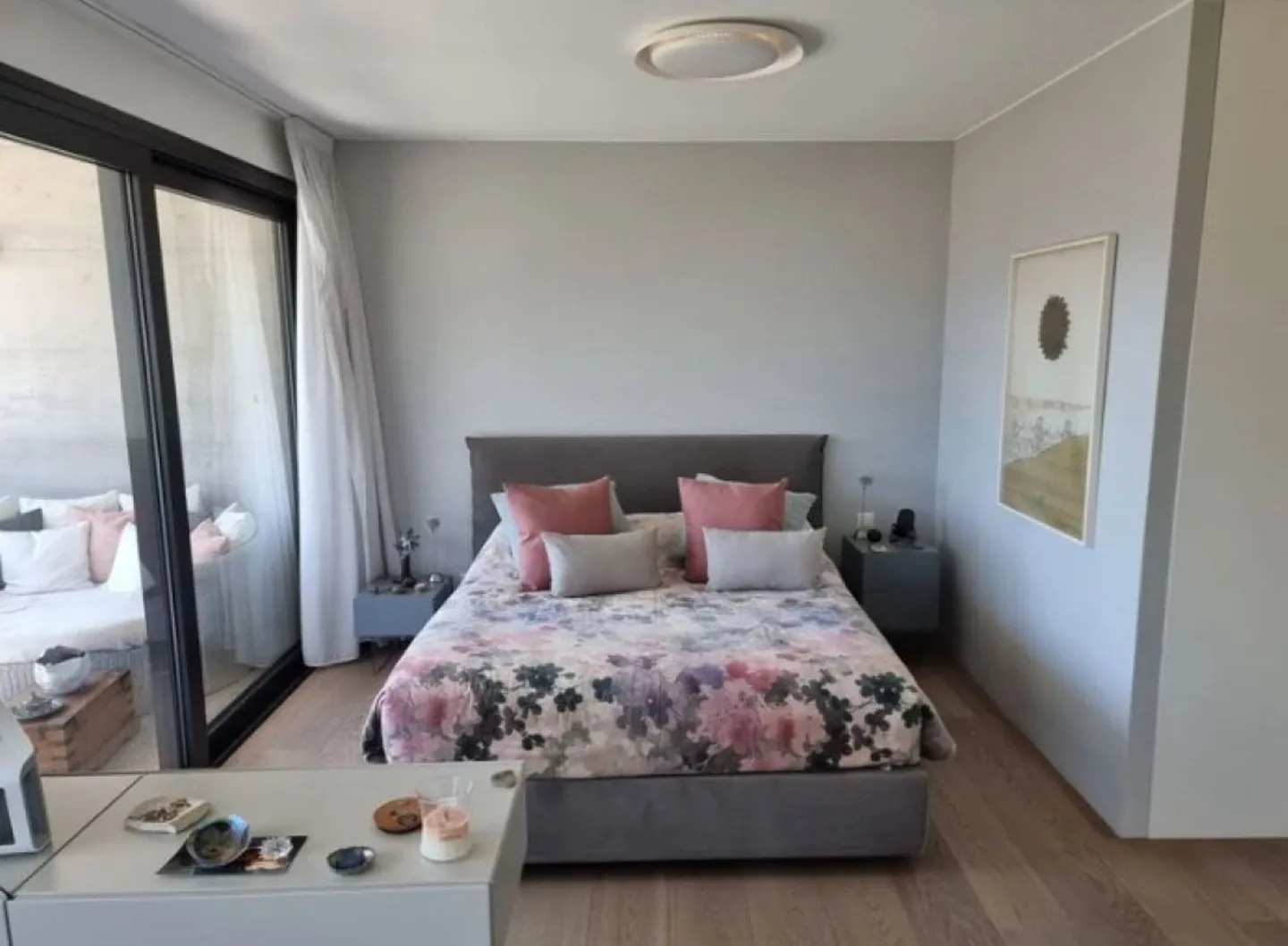 Charmante Penthouse-Wohnung 4,5 Zimmer, Panoramaterrassen, Komfort und Stil - Foto 3 von 12