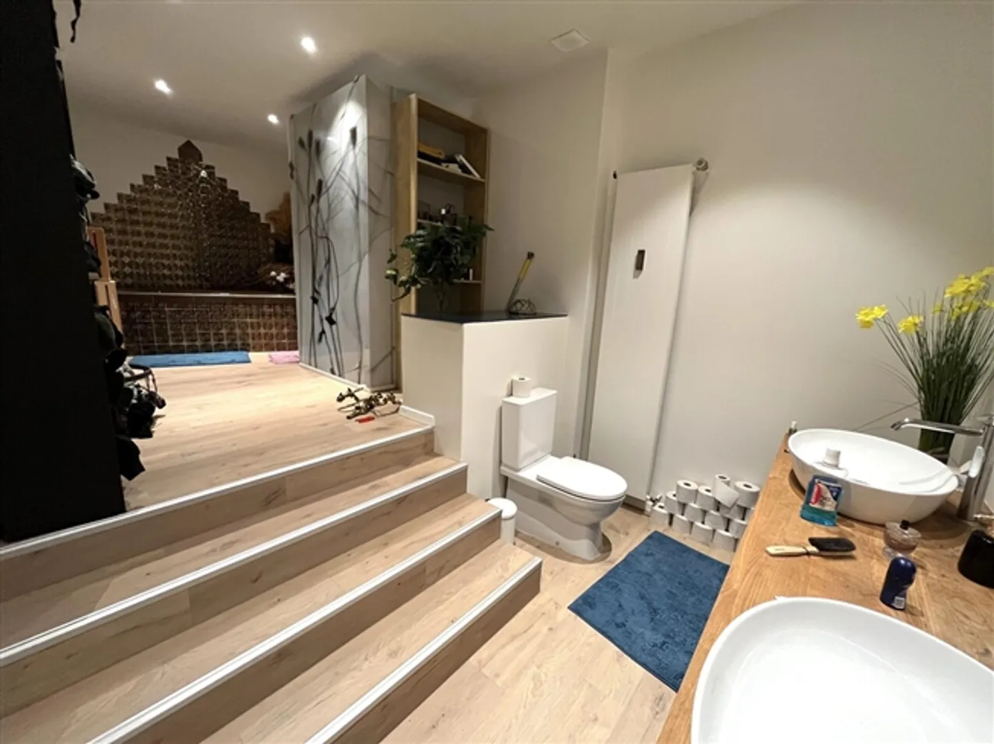 3.5 Rooms, Unusual for 170 m² in the Heart of Vevey - Photo 14 of 15