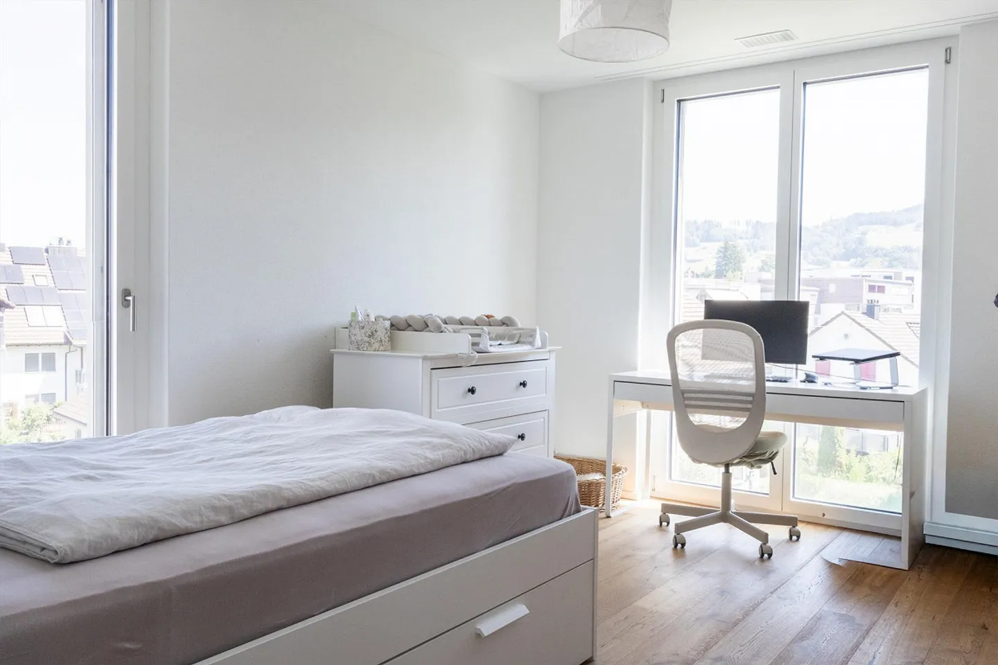Appartement 4.5 pièces avec vue — calme, central, proche de Zurich - Photo 6 sur 9