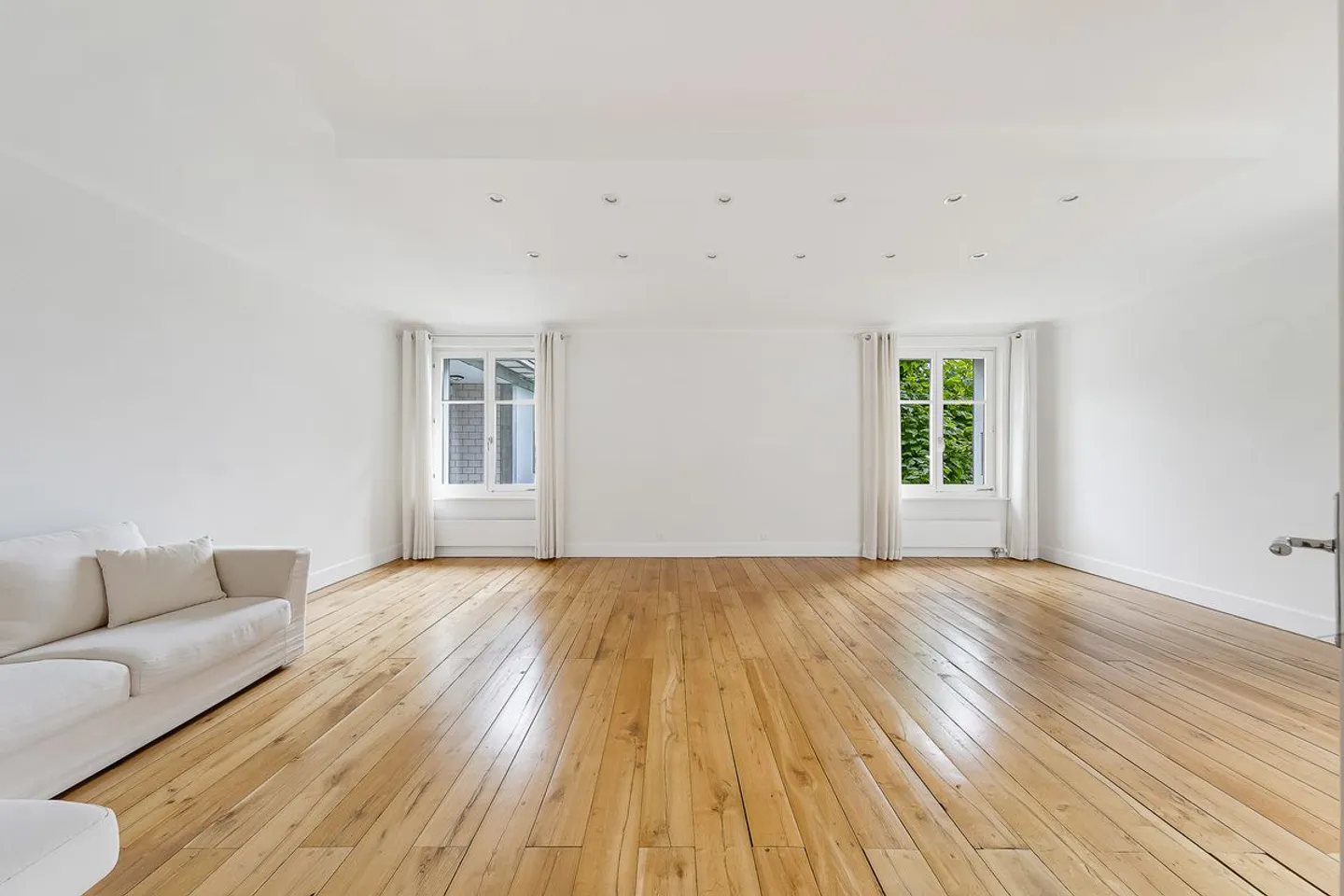 Propriété de prestige entourée de verdure à Lausanne - Photo 9 sur 9