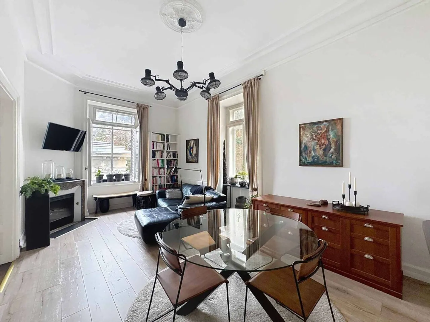 Magnifique appartement de 3,5 pièces de 98 m2 - Élégance de l'époque - Photo 4 sur 13