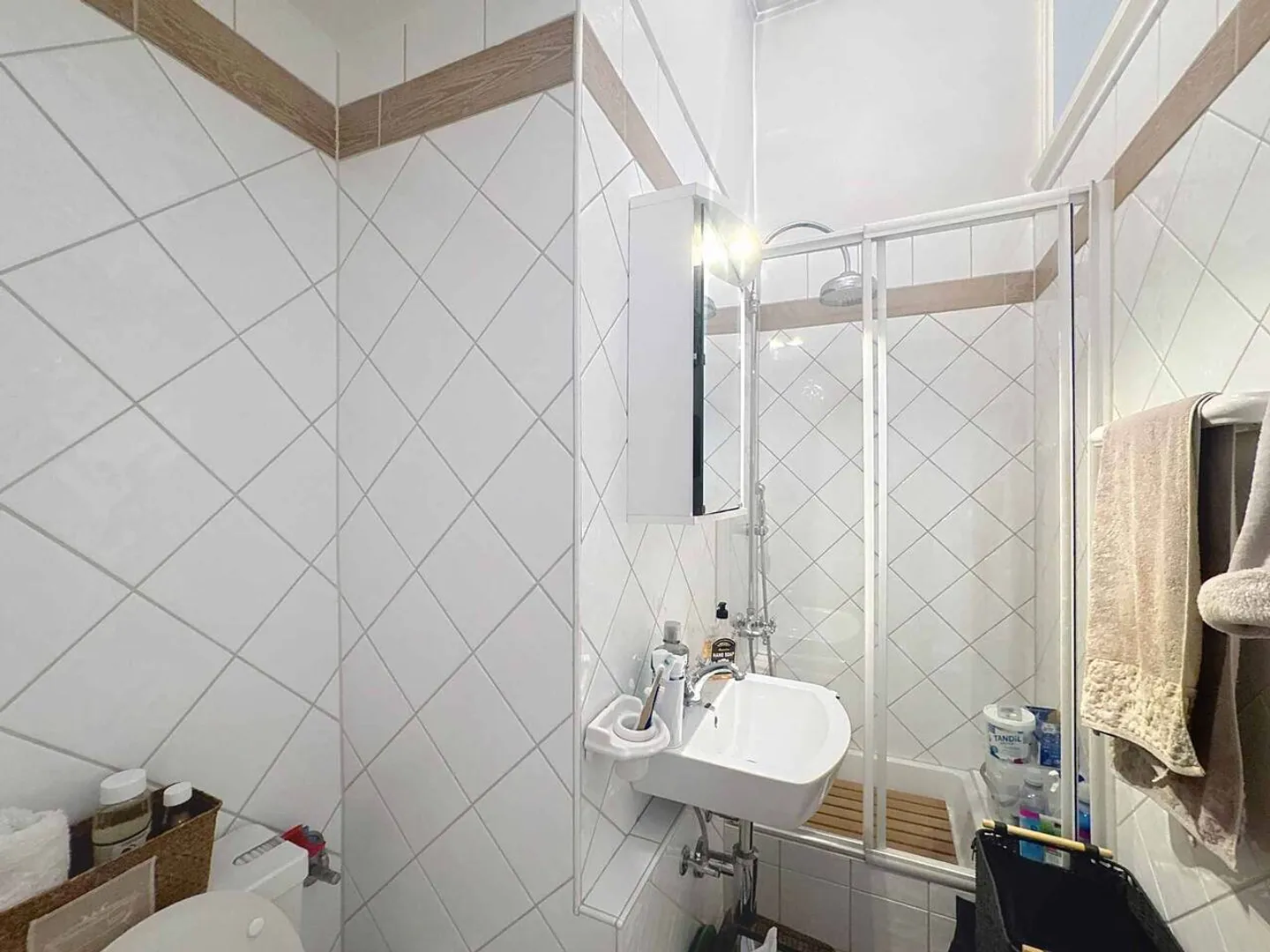 Magnifique appartement de 3,5 pièces de 98 m2 - Élégance de l'époque - Photo 8 sur 13