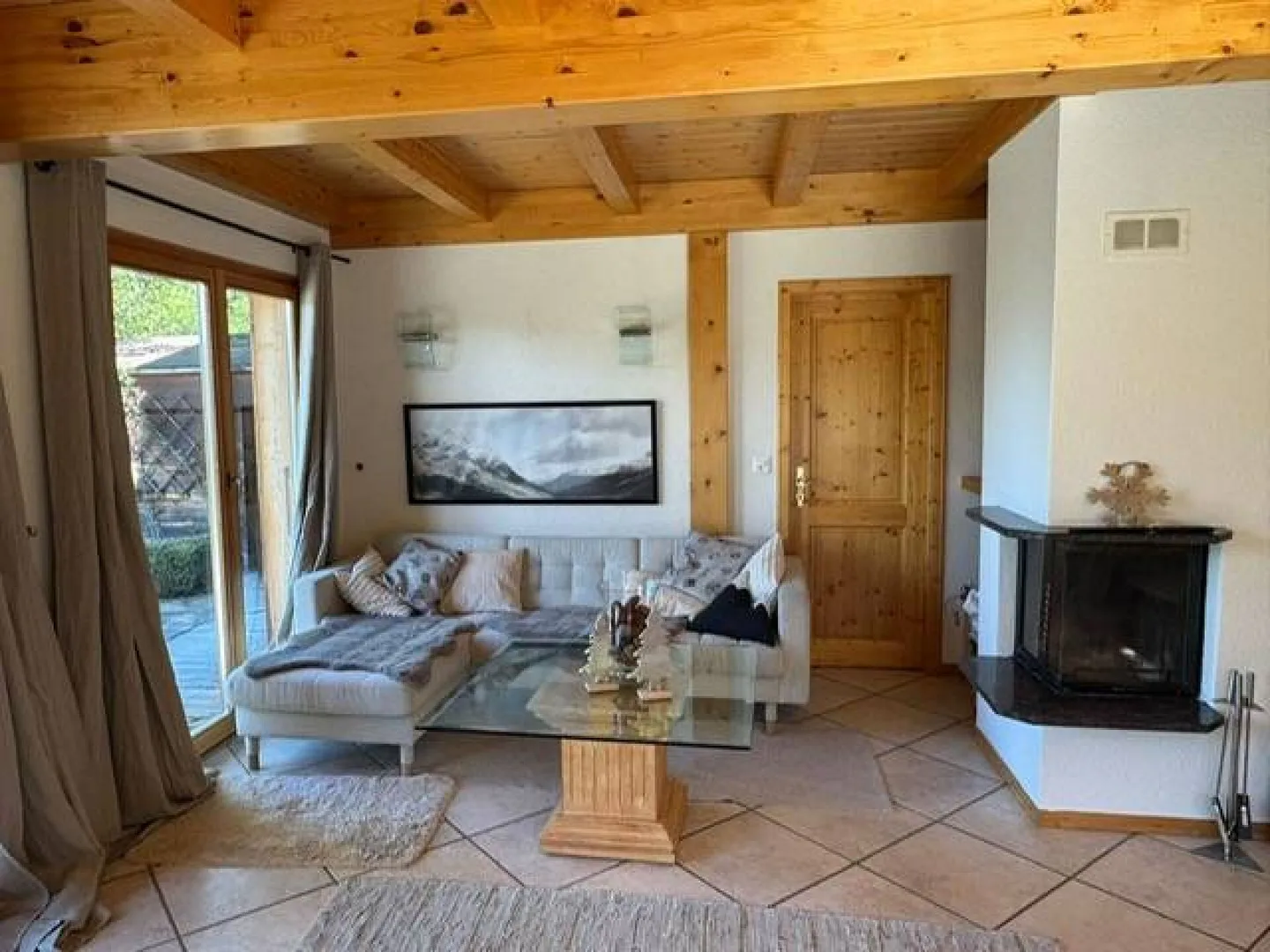 Chalet 4.5 rooms in Crans-Montana - Photo 2 of 14