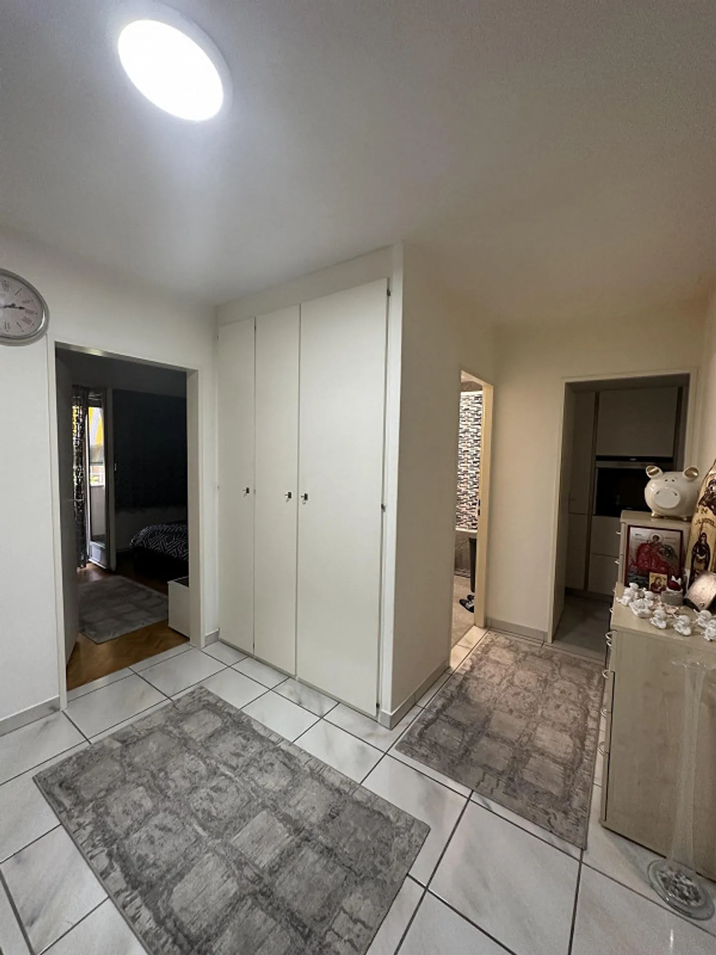 Appartamento luminoso di 3,5 stanze, a 50 m dal Reno - Foto 15 di 19