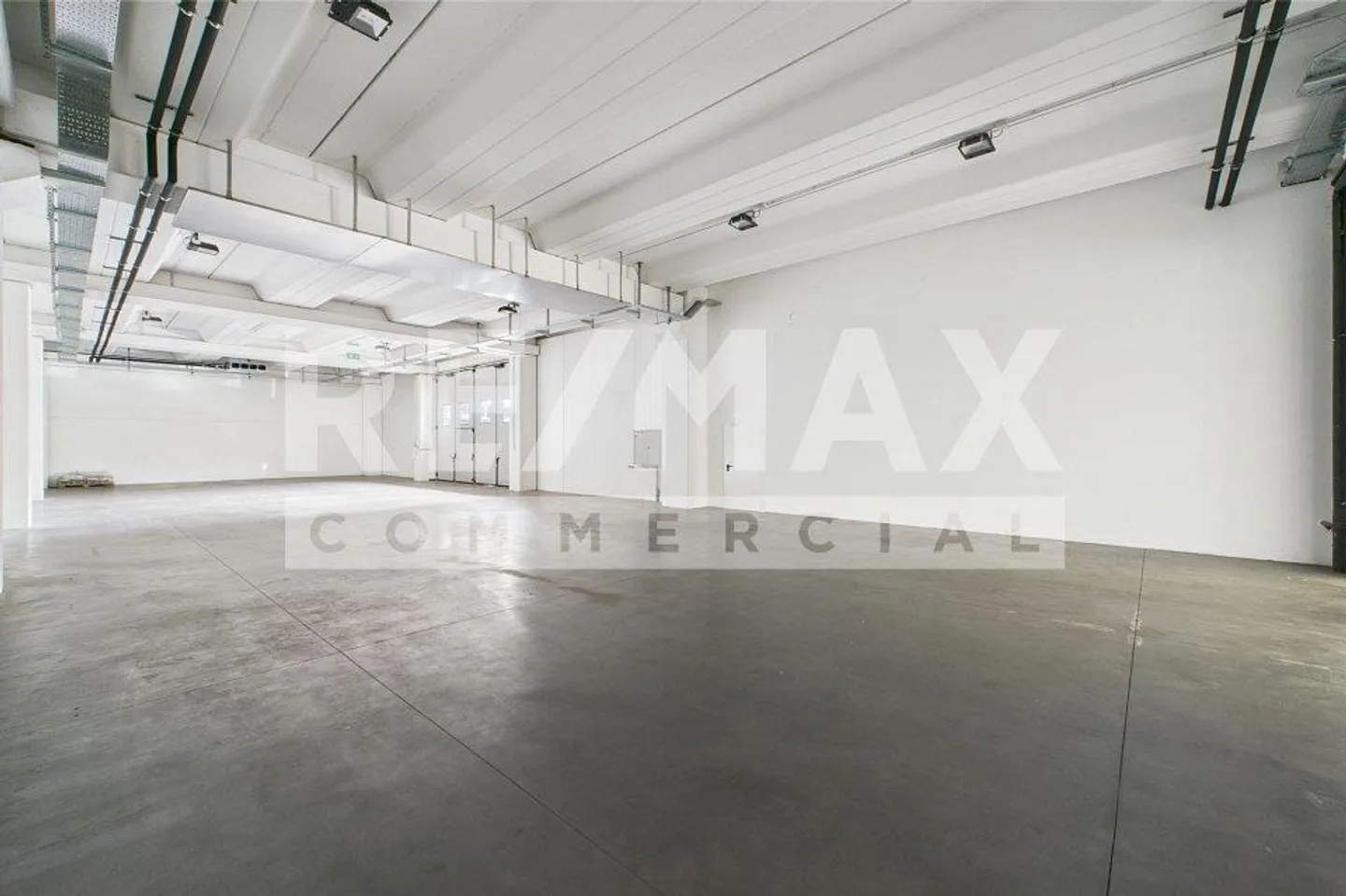 For rent: Spacious commercial space in the center CAST-CASTIONE - Photo 8 of 13