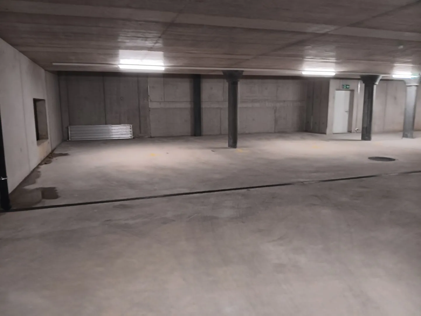 For rent: Separate parking garage area with 8 spaces. - Photo 2 of 8