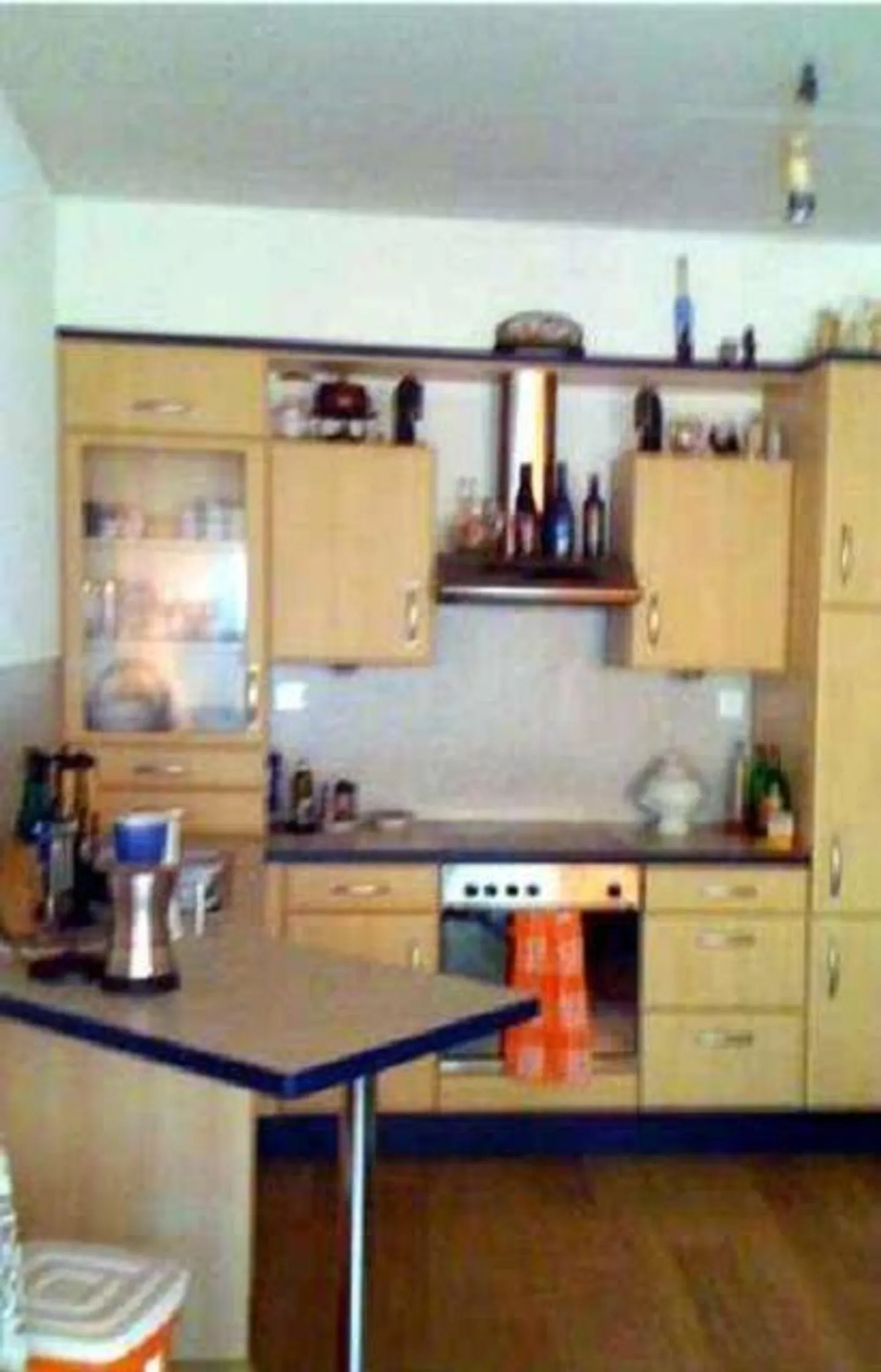 Casa trifamiliare con annesso, stalla e prato - Foto 3 di 25