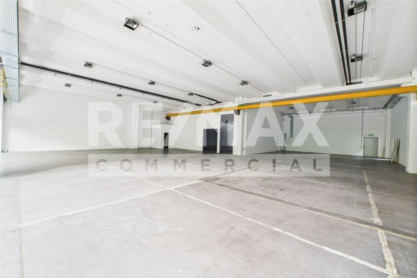 For rent: Spacious commercial space in the center CAST-CASTIONE - Photo 10 of 13