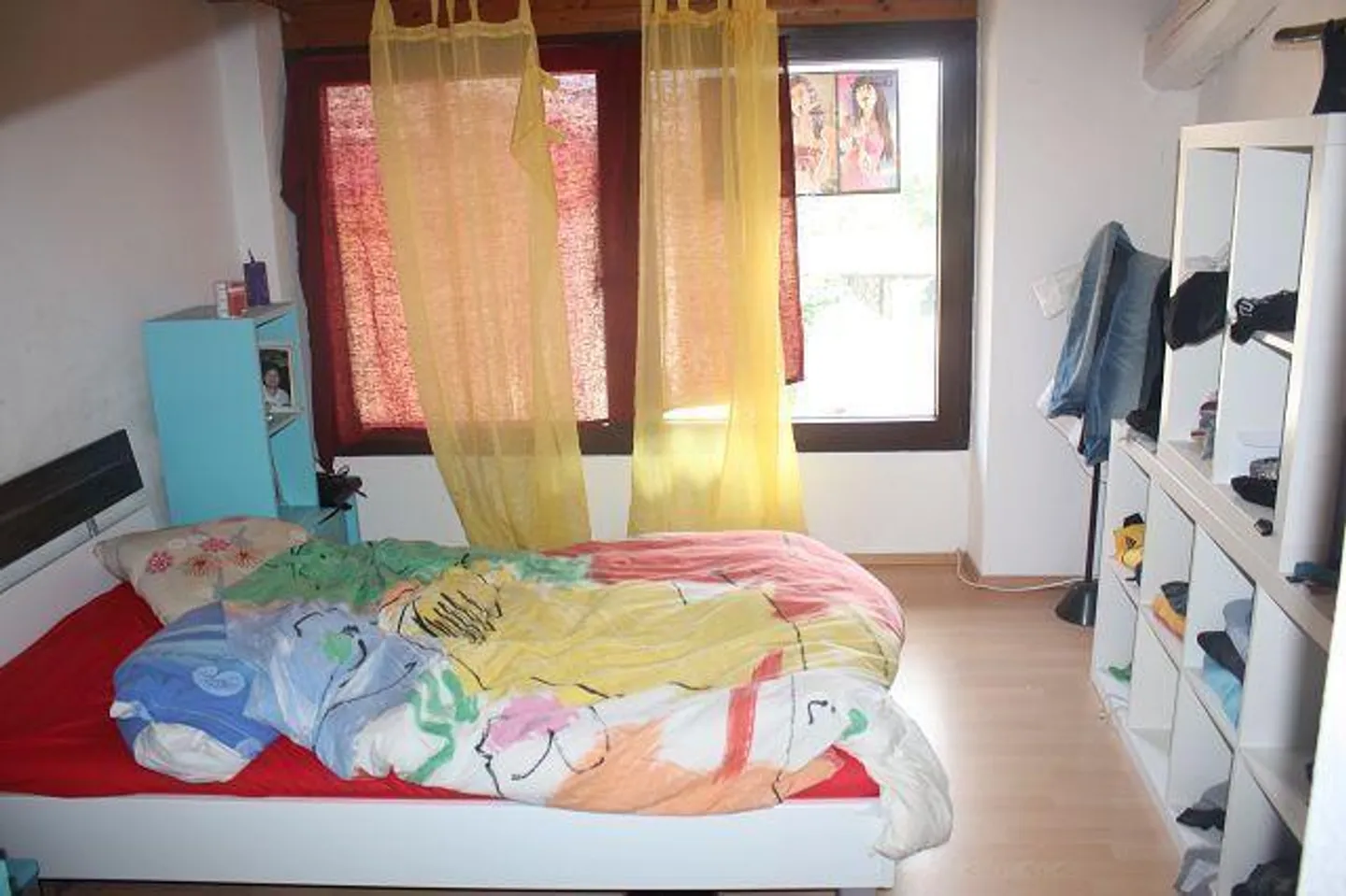 Casa trifamiliare con annesso, stalla e prato - Foto 9 di 25