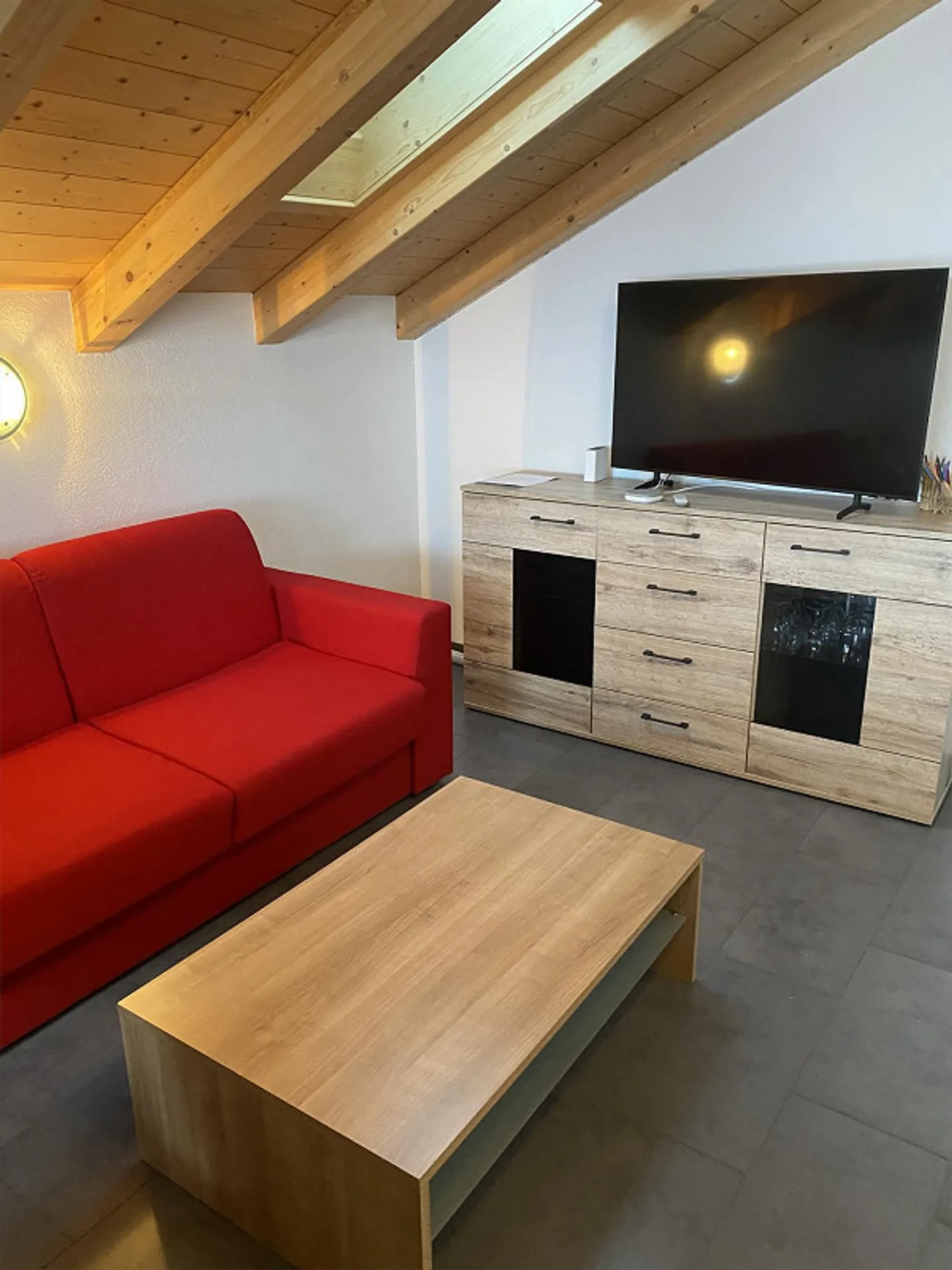 Restaurant with apartment at 1,090 m above sea level in Valais for sale! - Photo 13 of 14