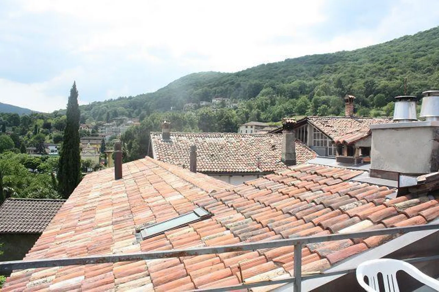 Casa trifamiliare con annesso, stalla e prato - Foto 15 di 25