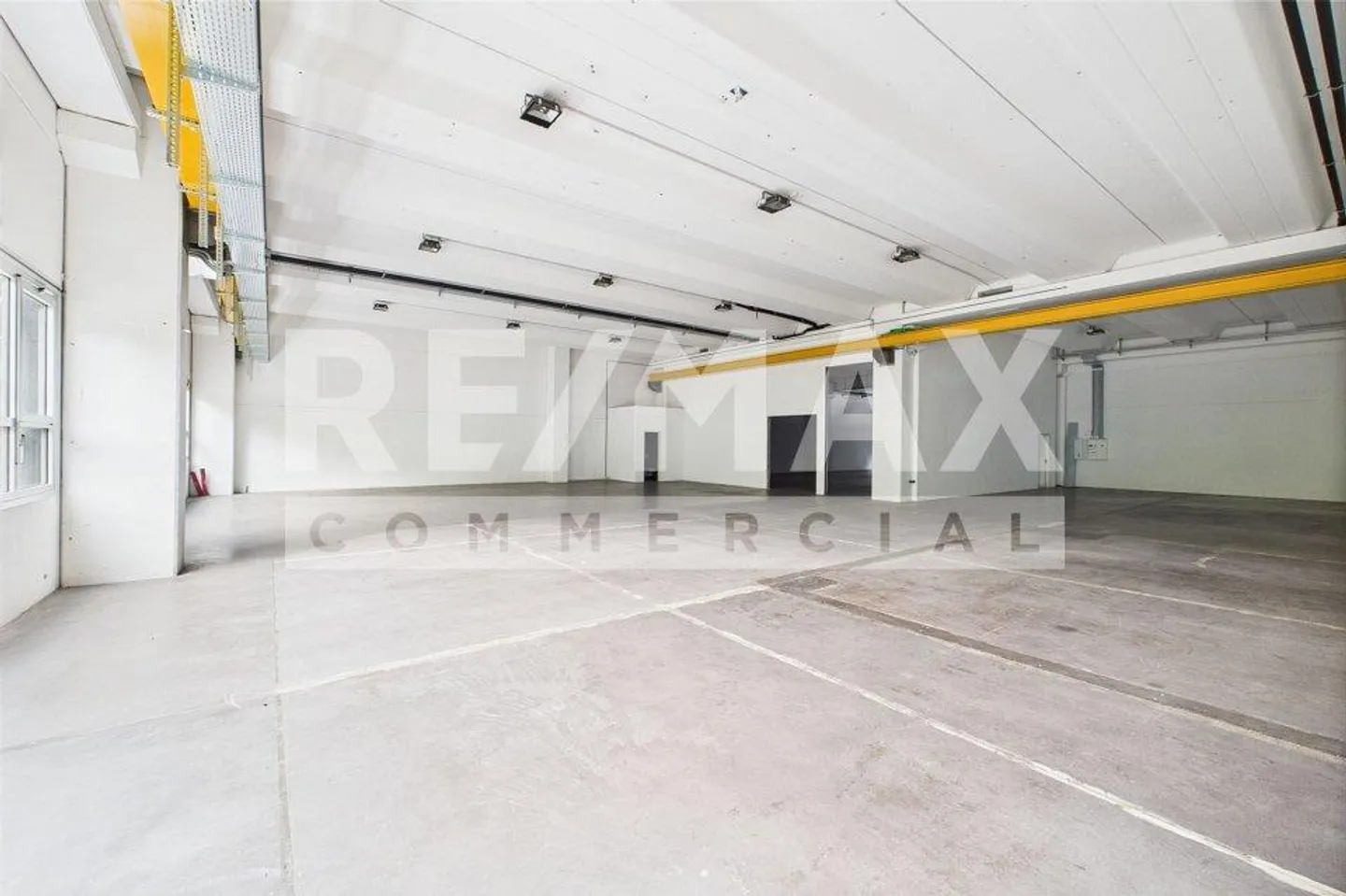 For rent: Spacious commercial space in the center CAST-CASTIONE - Photo 11 of 13