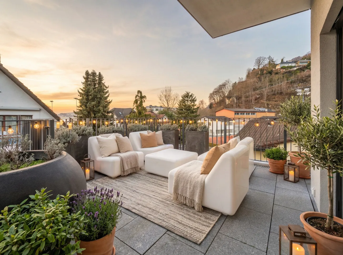 Your personal retreat with connections to the world - Photo 2 of 4