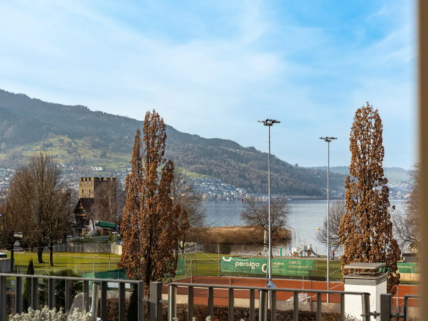 Your personal retreat with connections to the world - Photo 3 of 4