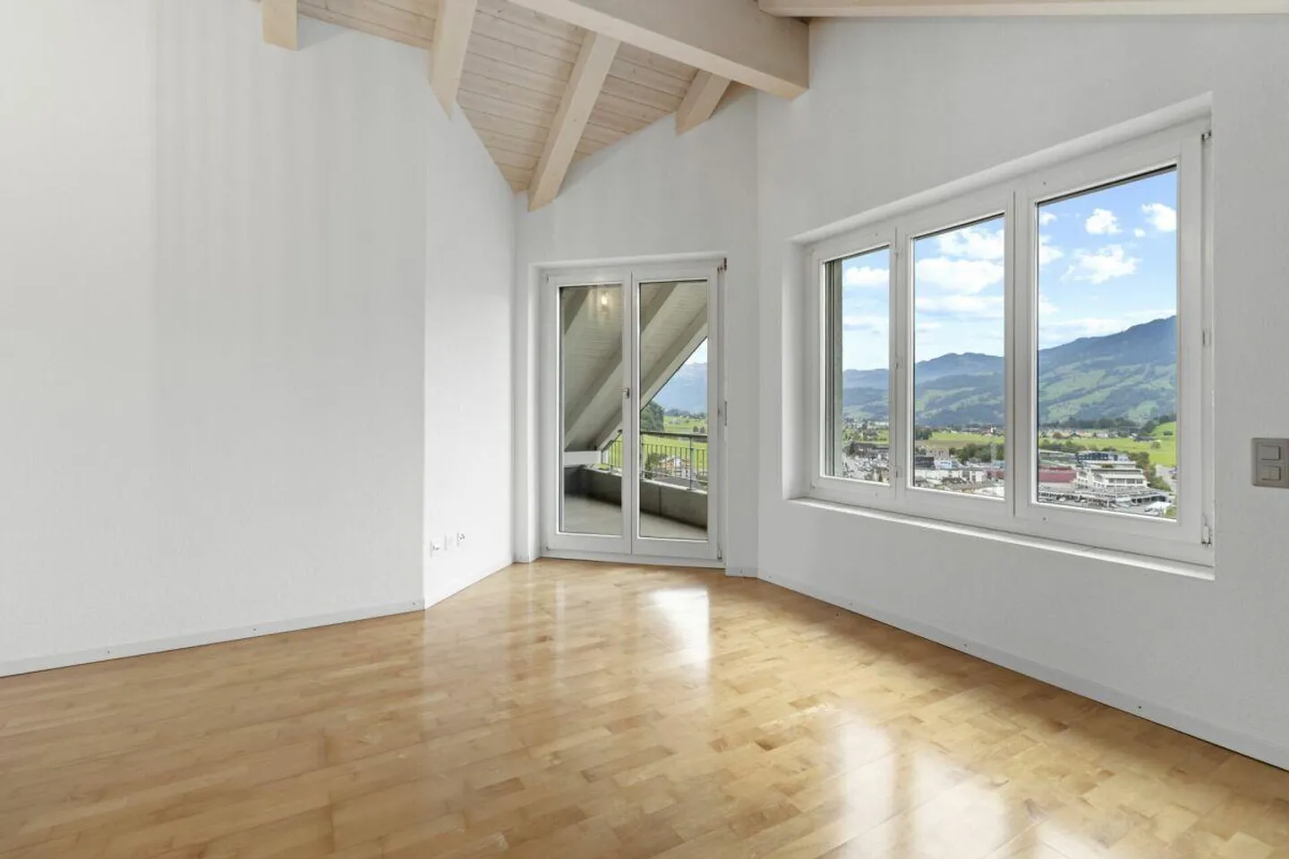 Una casa promettente con potenziale - Foto 14 di 16