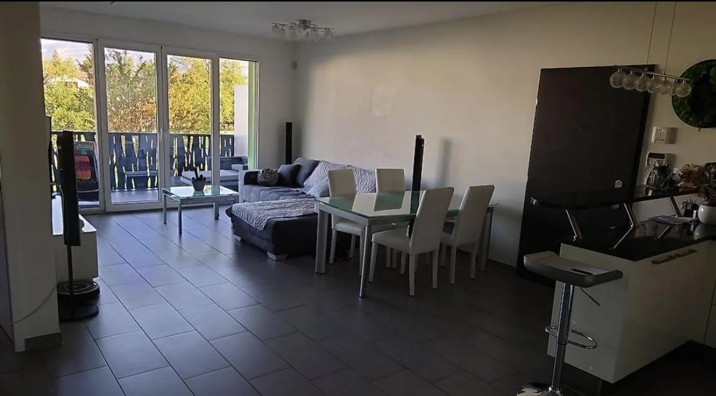 Bellissimo appartamento recente di 5 locali a Lignon - Foto 1 di 7