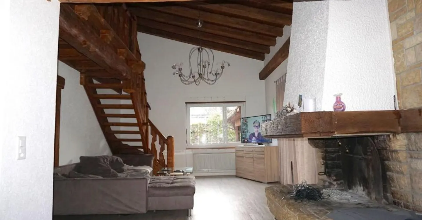 Immeuble mixte avec jardin - Photo 7 sur 13