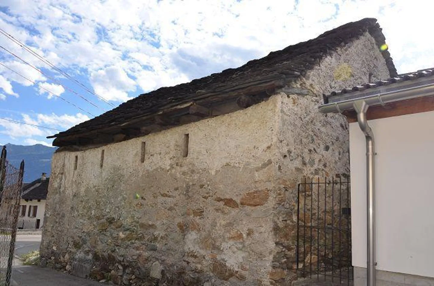 «Rustico di 2 piani da rinnovare con terreno molto soleggiata, tranquilla  / Rustico zum Ausbauen mit separatem Grundstück an sonniger, ruhiger Lage» - Foto 25 di 28